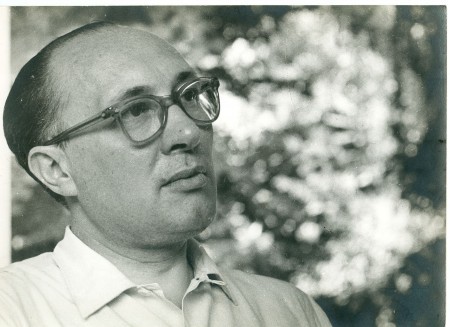 Héctor P. Agosti