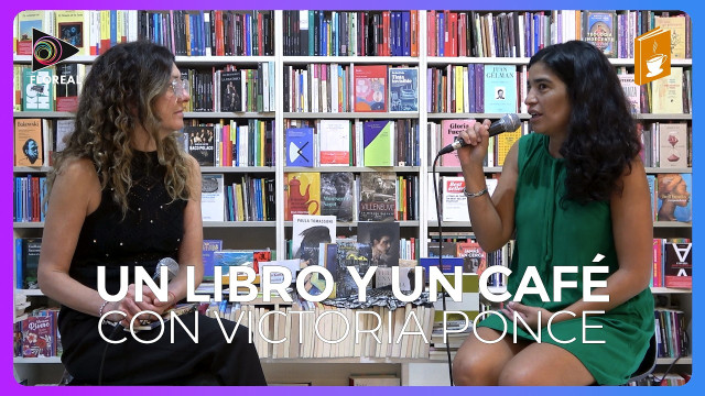 Un Libro y un Café